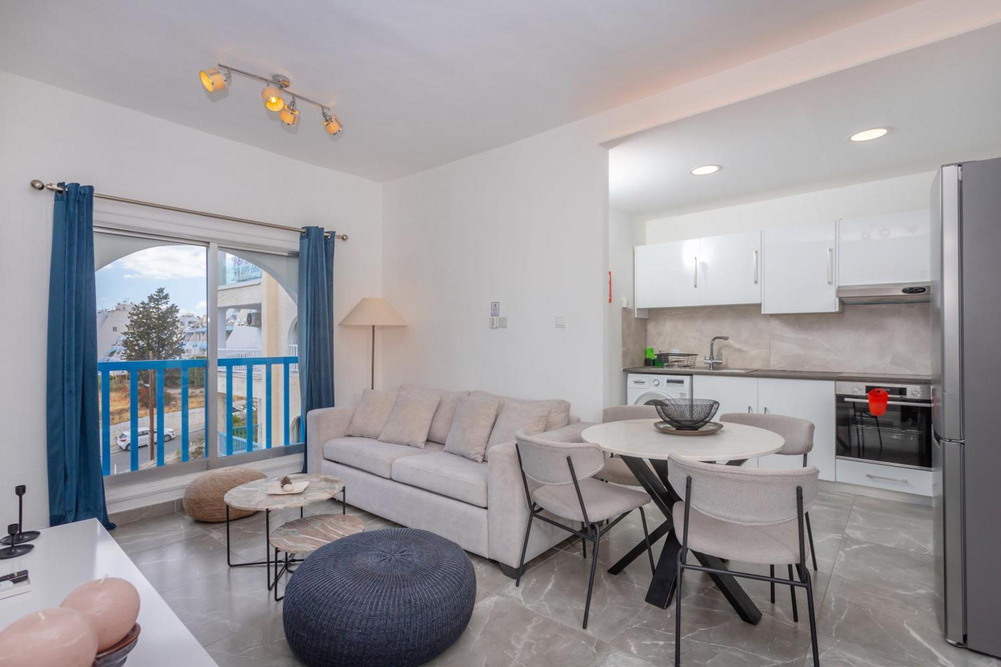 White Arches Apt #2 By Trulycyprus Limassol Zewnętrze zdjęcie
